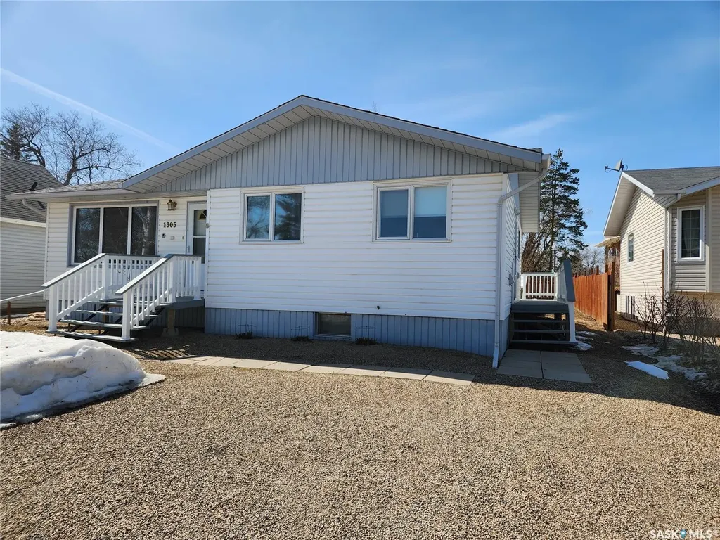 1305 95th Street Tisdale SK S0E 1T0