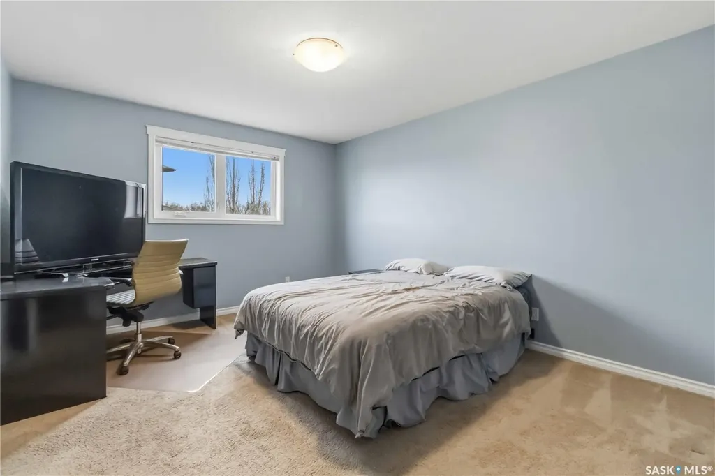 203 Kinloch Crescent Saskatoon SK S7M 2W9