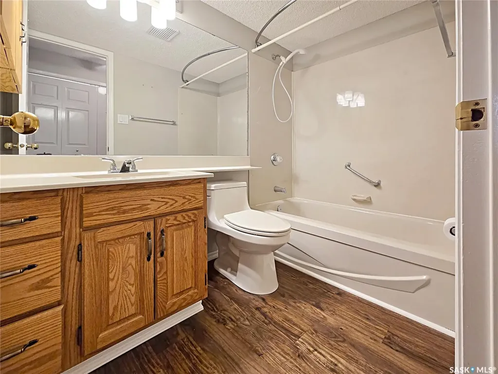 27 Erichsen Place Yorkton SK S3N 3Z6