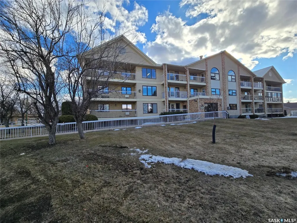 27 Erichsen Place Yorkton SK S3N 3Z6