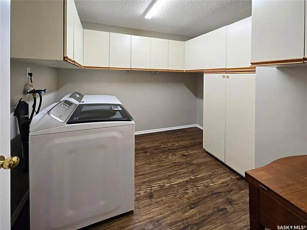 27 Erichsen Place Yorkton SK S3N 3Z6