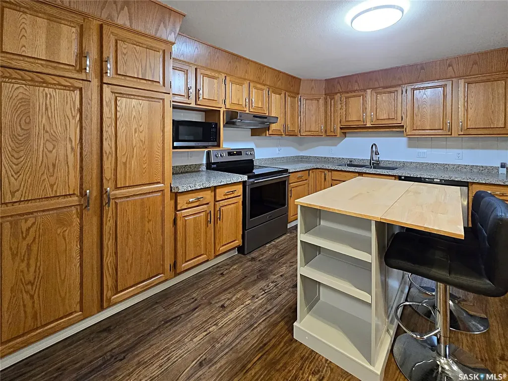 27 Erichsen Place Yorkton SK S3N 3Z6