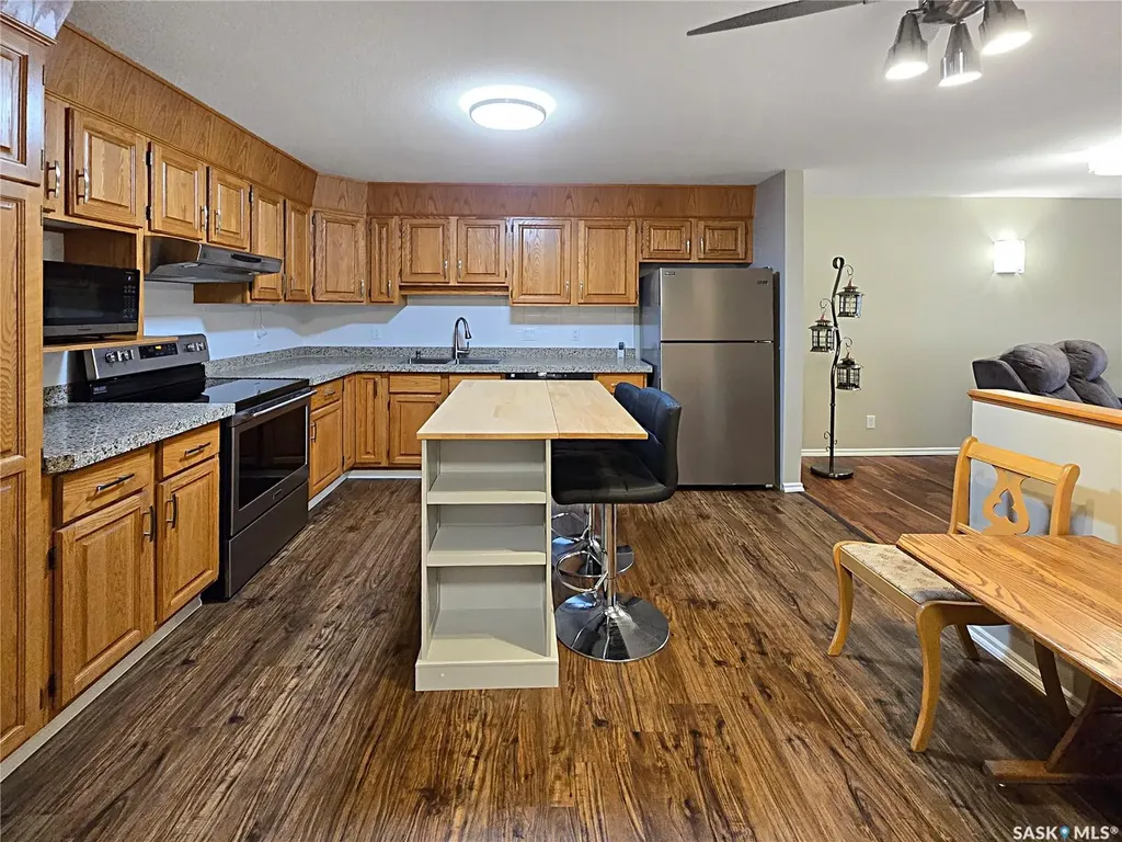 27 Erichsen Place Yorkton SK S3N 3Z6