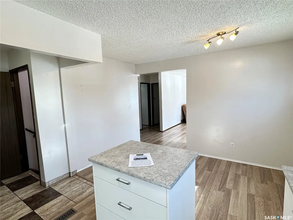44 Campbell Place Clavet SK S0K 0Y0
