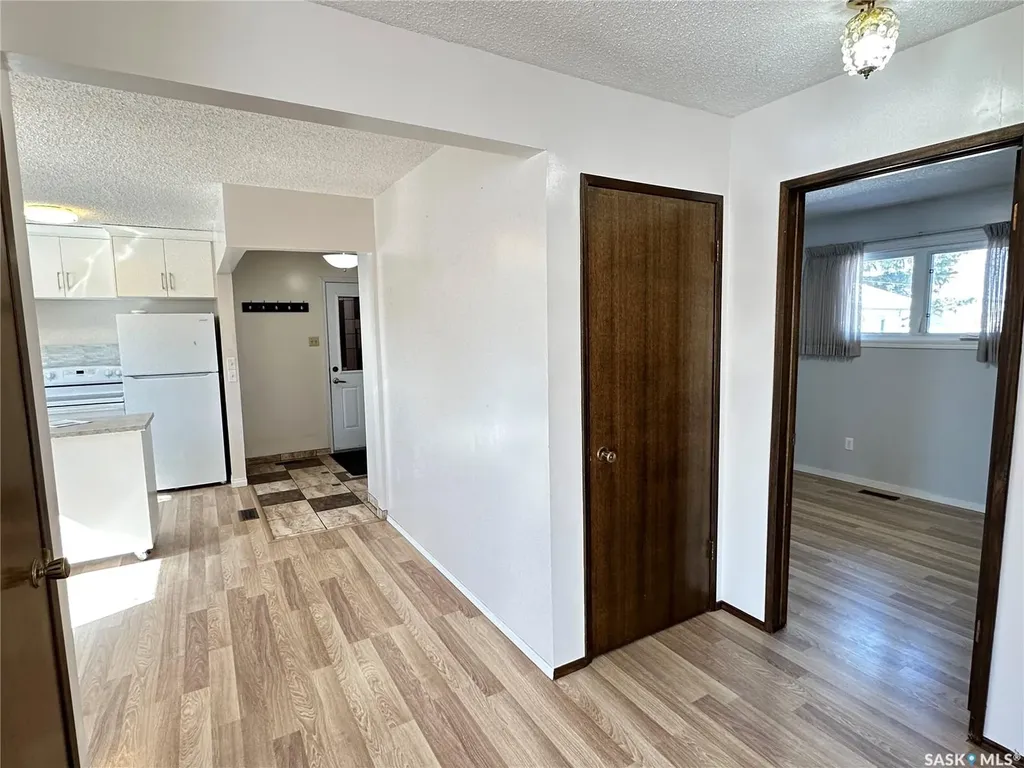 44 Campbell Place Clavet SK S0K 0Y0