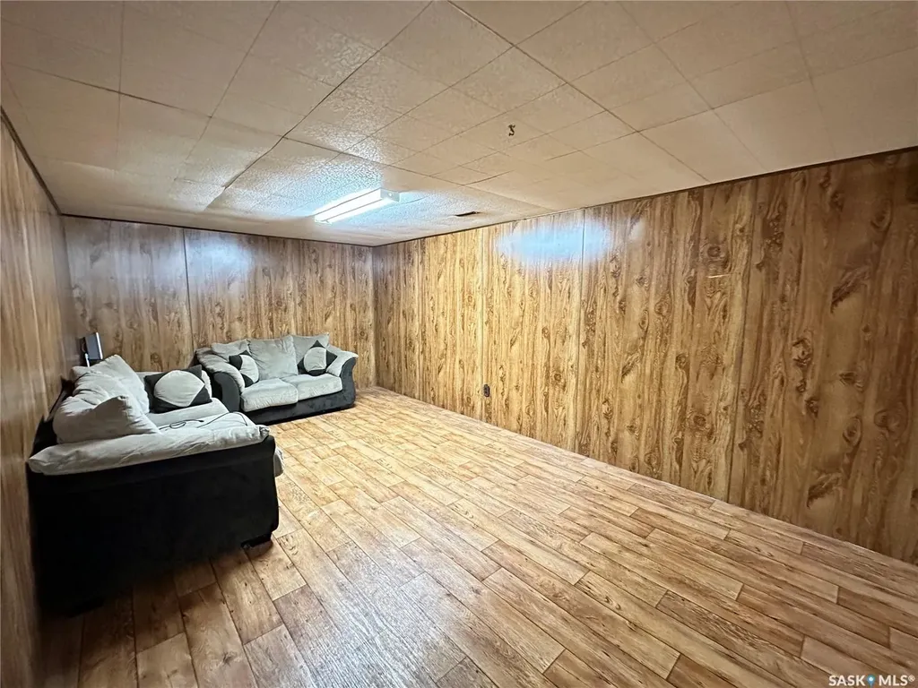 44 Campbell Place Clavet SK S0K 0Y0