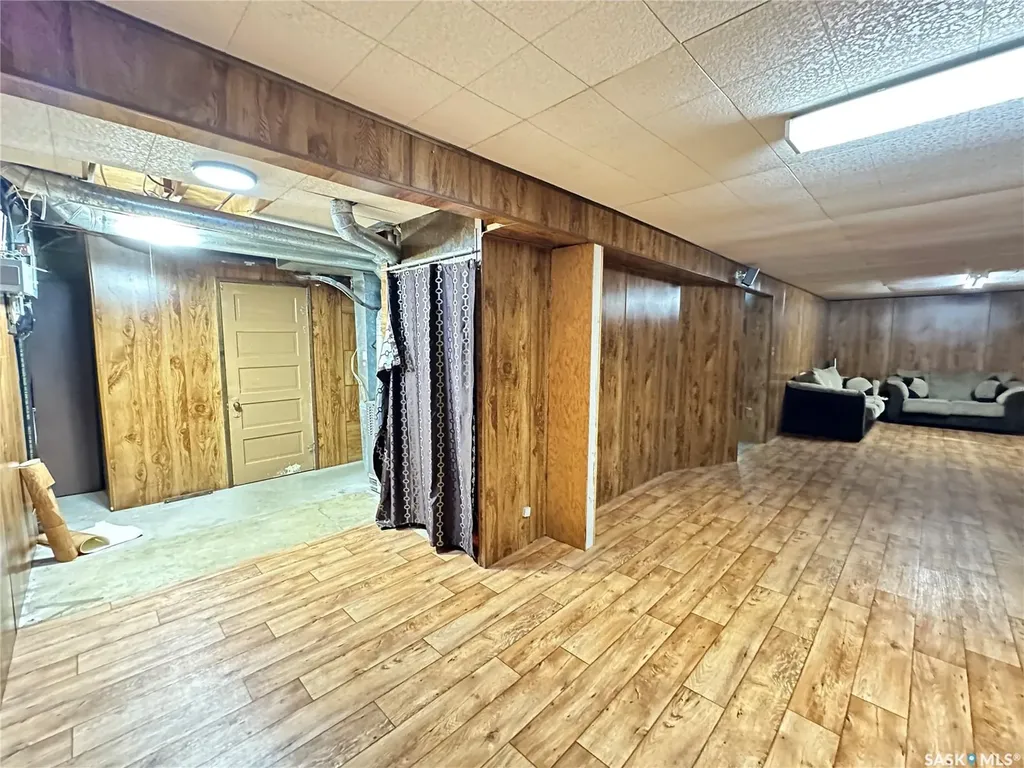 44 Campbell Place Clavet SK S0K 0Y0