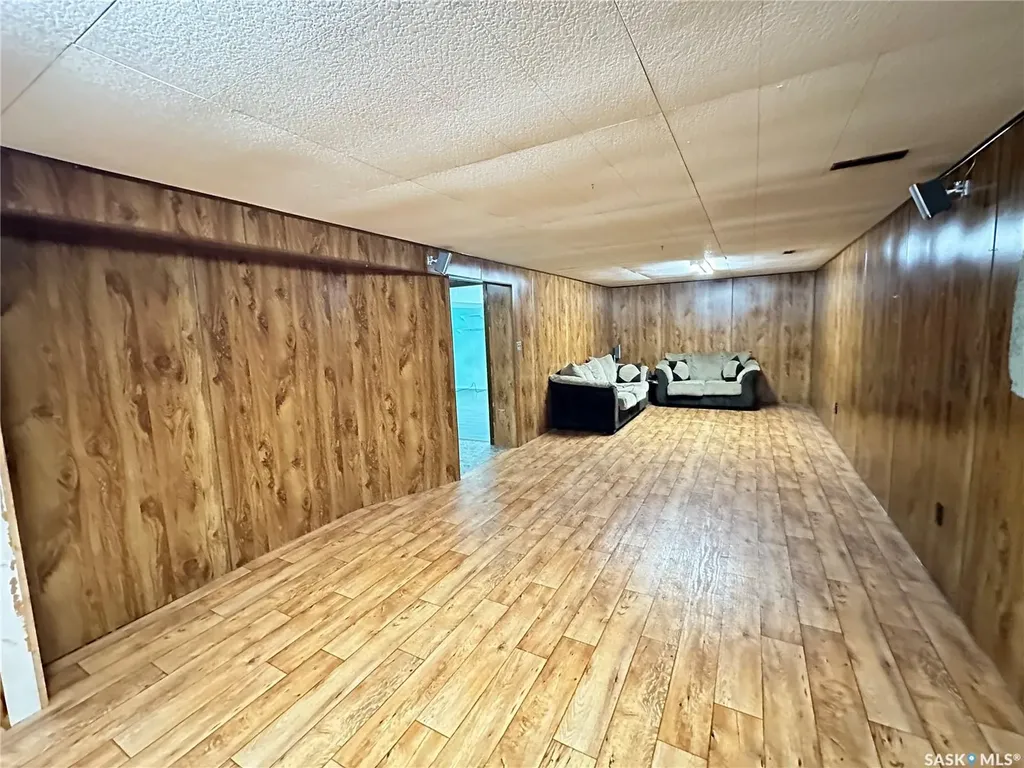 44 Campbell Place Clavet SK S0K 0Y0