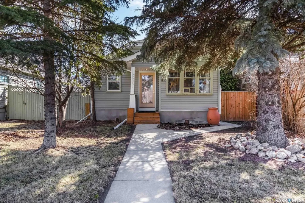 310 8th Street E Saskatoon SK S7H 0P5