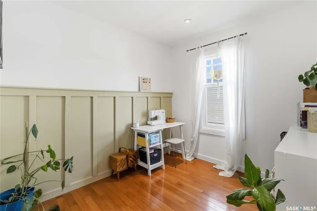 310 8th Street E Saskatoon SK S7H 0P5