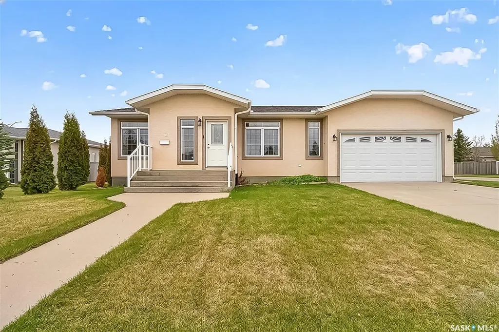 16 Flax Road Moose Jaw SK S6J 1G3