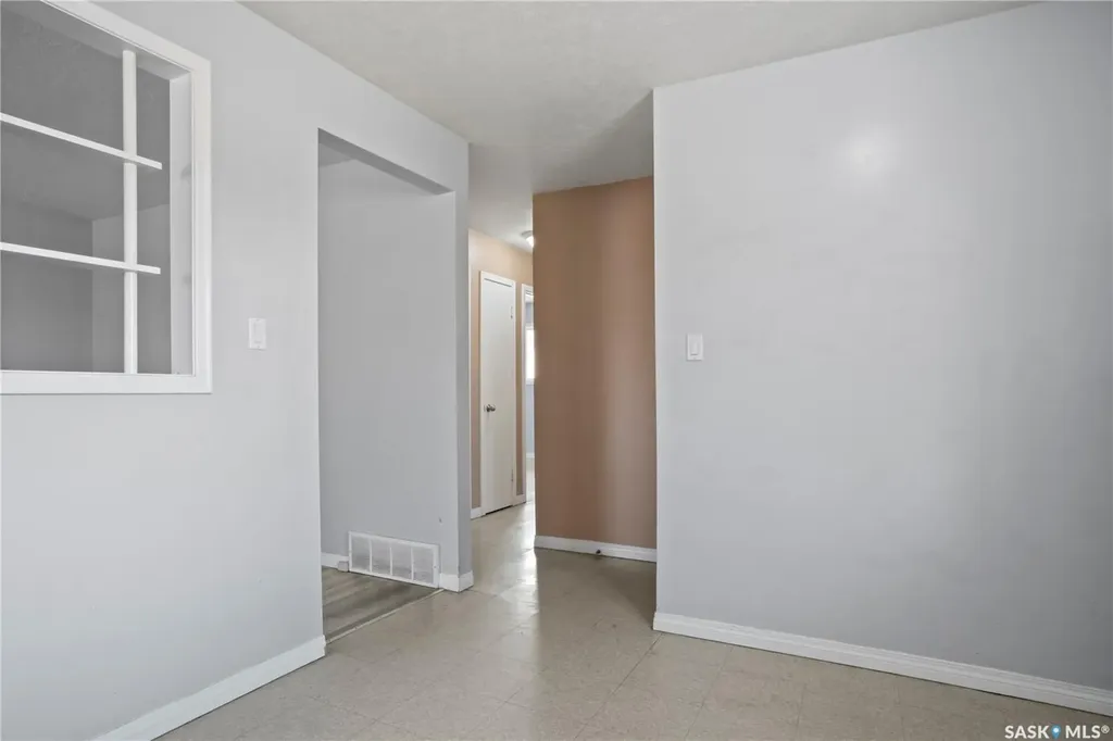 1422 Rupert Street Regina SK S4N 1V8