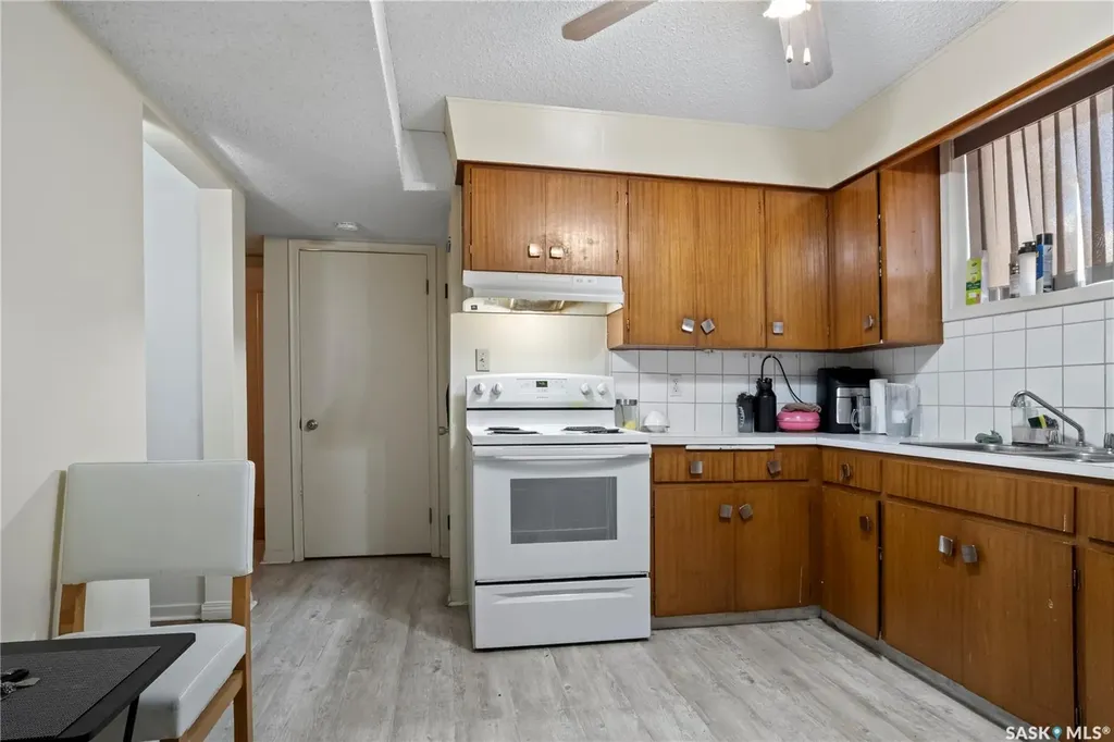 1422 Rupert Street Regina SK S4N 1V8