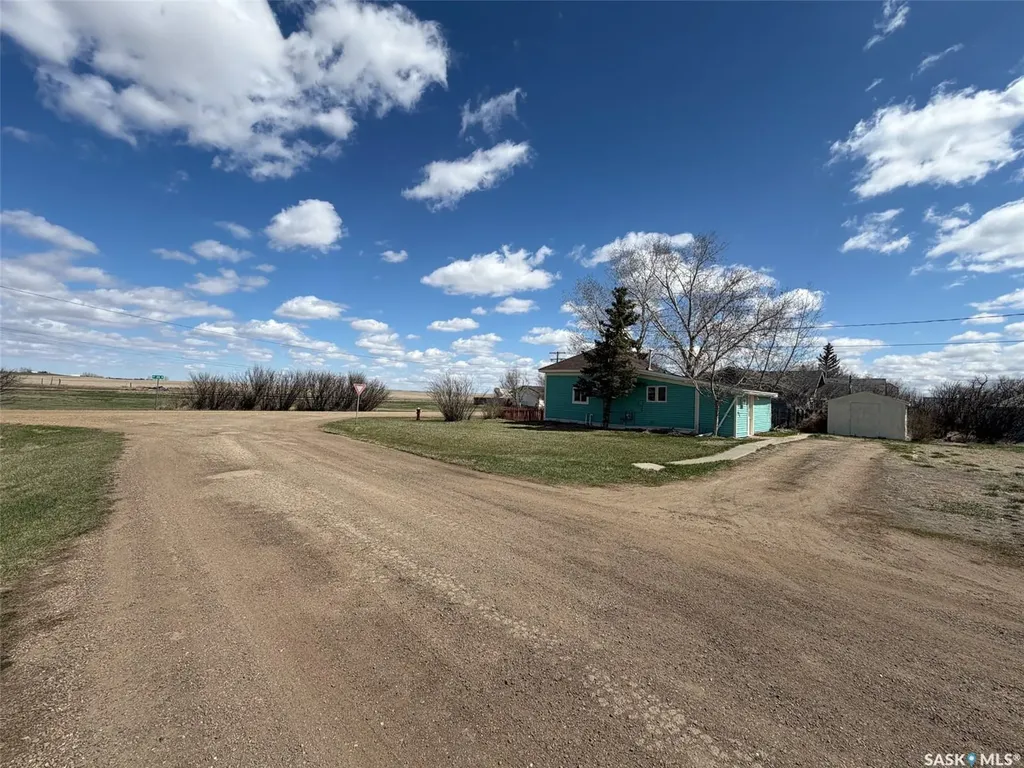 225 1st Avenue W Frontier SK S0N 0W0