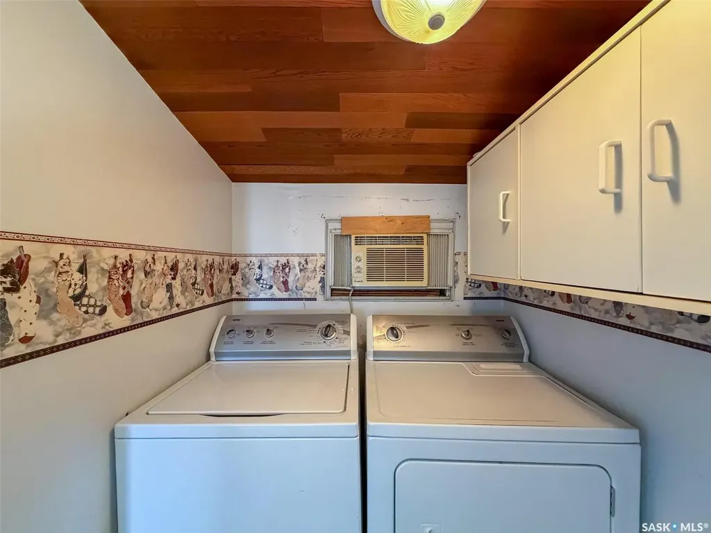 225 1st Avenue W Frontier SK S0N 0W0