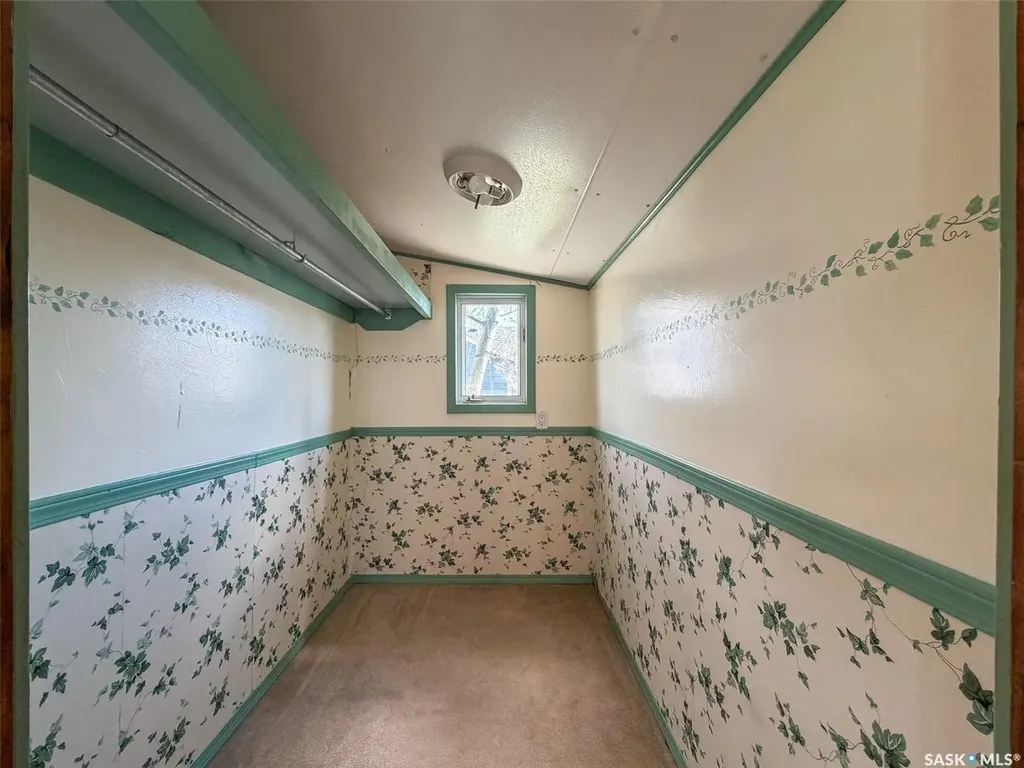 225 1st Avenue W Frontier SK S0N 0W0