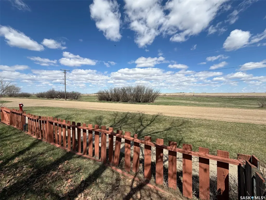 225 1st Avenue W Frontier SK S0N 0W0