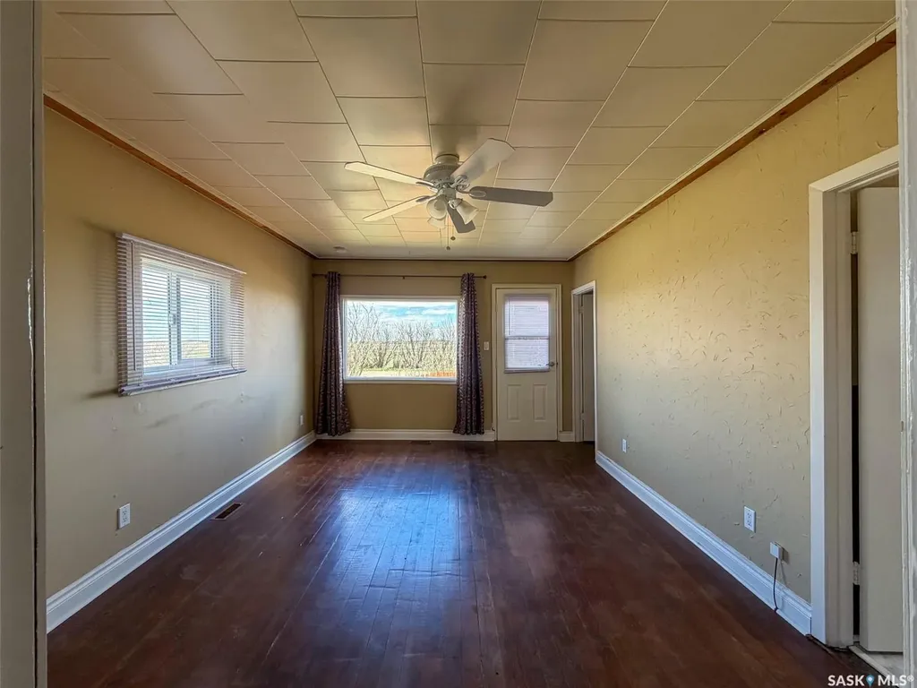 225 1st Avenue W Frontier SK S0N 0W0