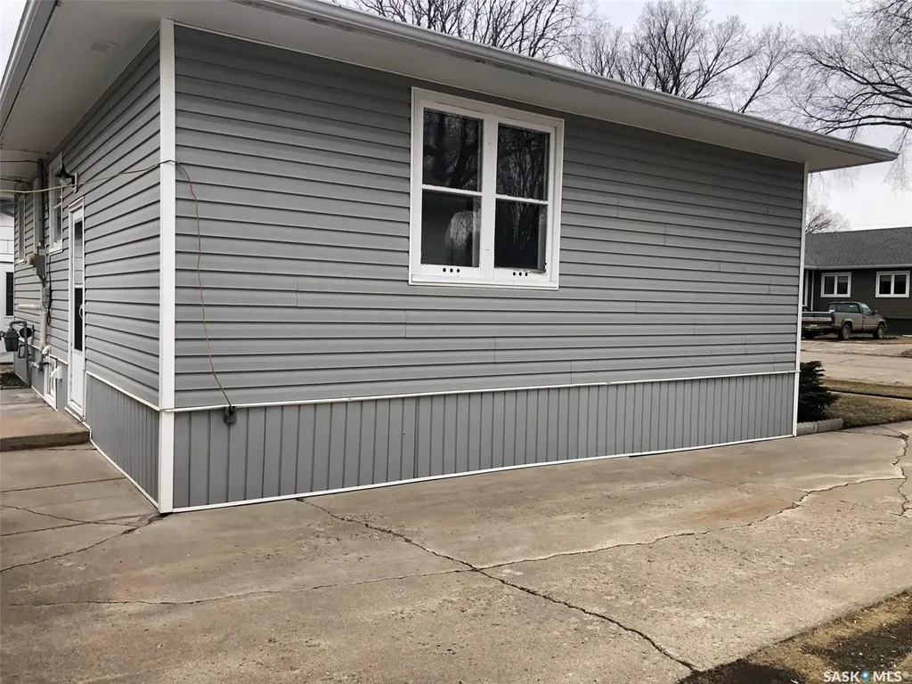 309 Fifth Avenue E Canora SK S0A 0L0