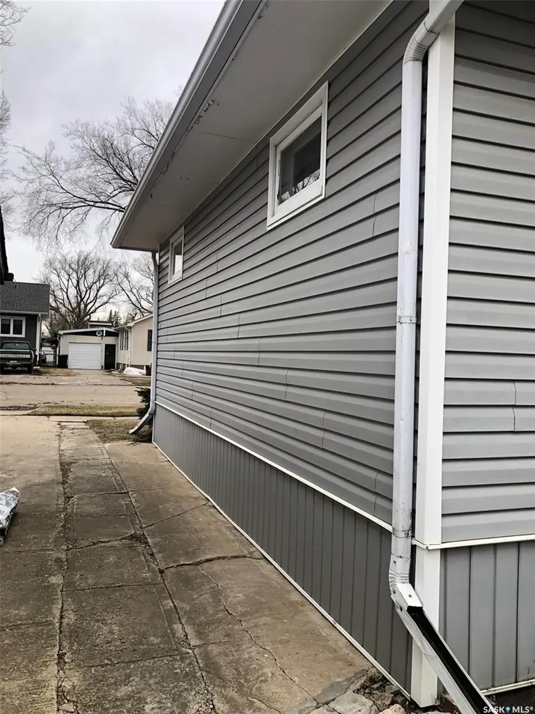 309 Fifth Avenue E Canora SK S0A 0L0