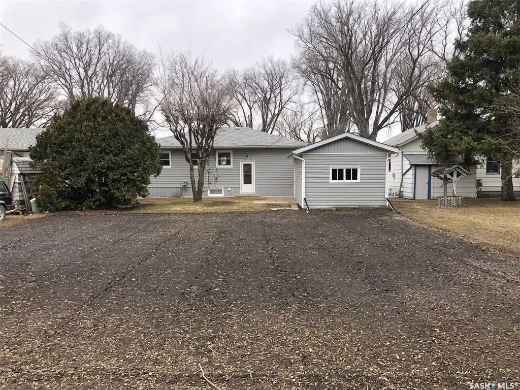 309 Fifth Avenue E Canora SK S0A 0L0