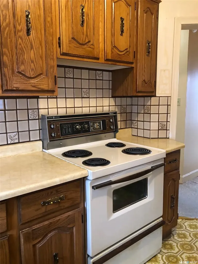 309 Fifth Avenue E Canora SK S0A 0L0