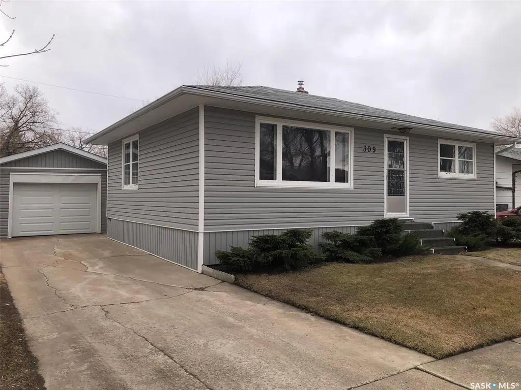 309 Fifth Avenue E Canora SK S0A 0L0