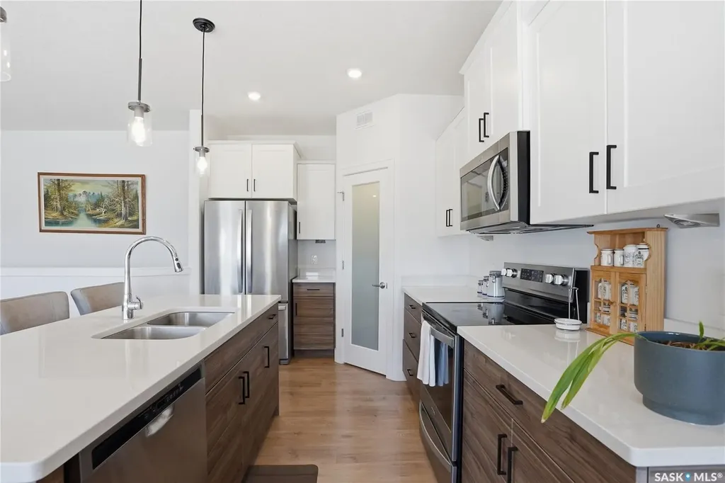 1200 Parr Hill Drive Martensville SK S0K 2T1