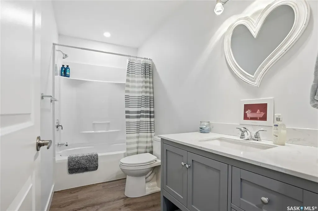 1200 Parr Hill Drive Martensville SK S0K 2T1