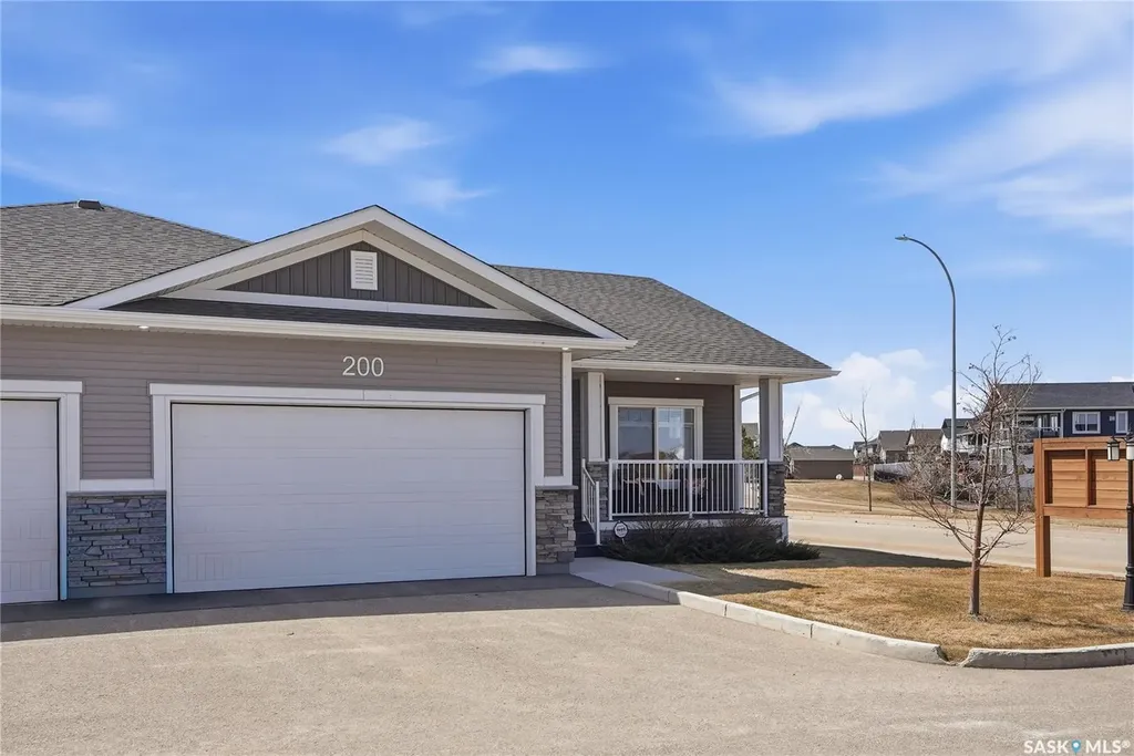 1200 Parr Hill Drive Martensville SK S0K 2T1