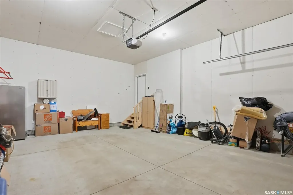 1200 Parr Hill Drive Martensville SK S0K 2T1