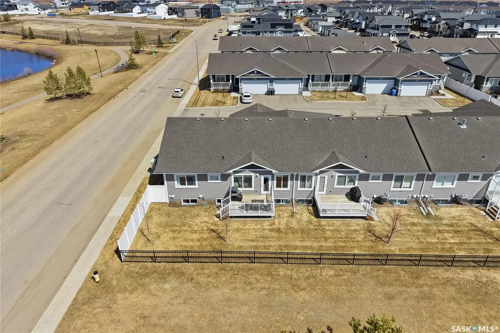 1200 Parr Hill Drive Martensville SK S0K 2T1