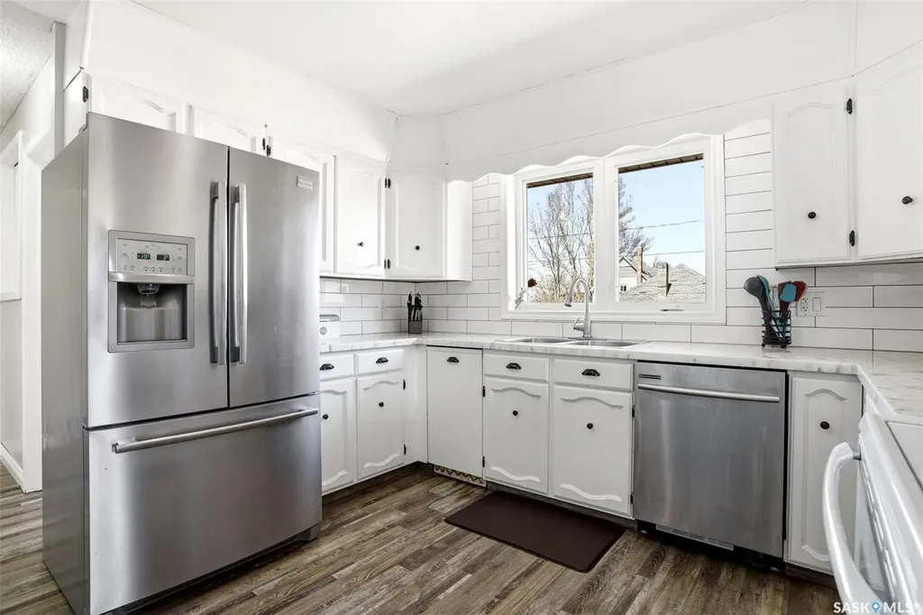 230 Prairie Avenue Briercrest SK S0H 0K0
