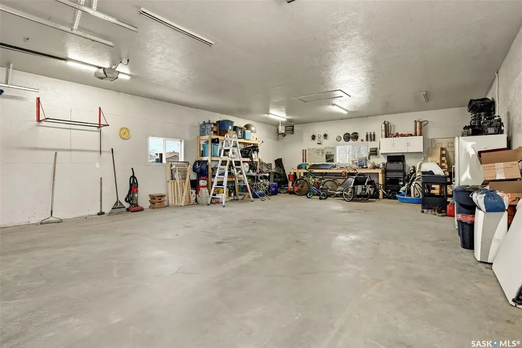 230 Prairie Avenue Briercrest SK S0H 0K0