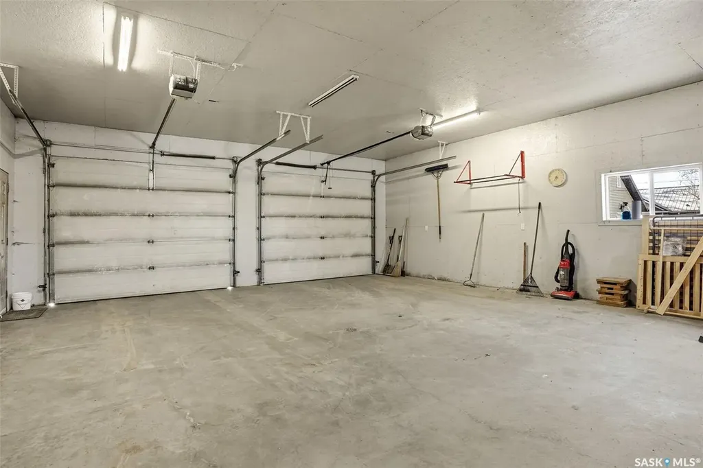 230 Prairie Avenue Briercrest SK S0H 0K0