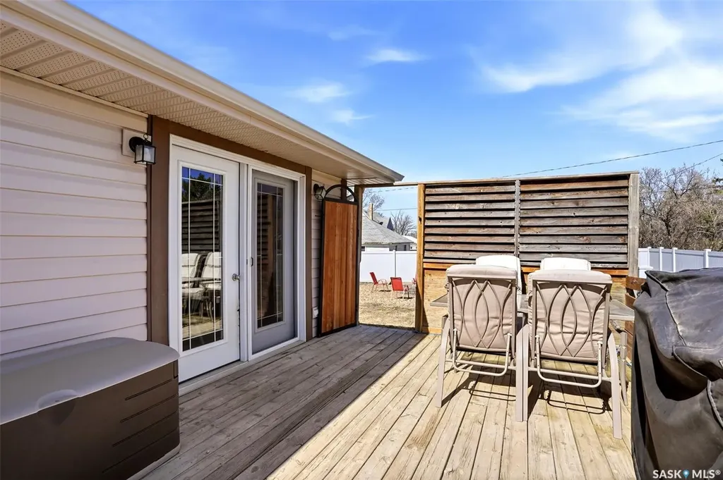 230 Prairie Avenue Briercrest SK S0H 0K0