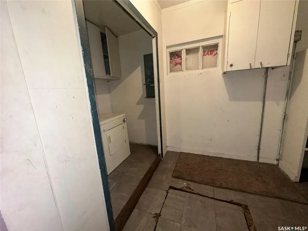 1050 Vaughan Street Moose Jaw SK S6H 5P2