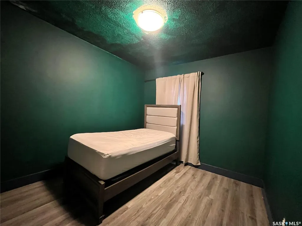 1166 Retallack Street Regina SK S4T 2H5