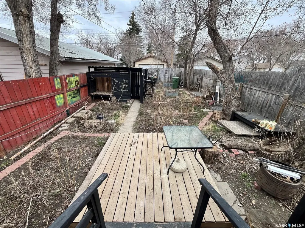 1166 Retallack Street Regina SK S4T 2H5
