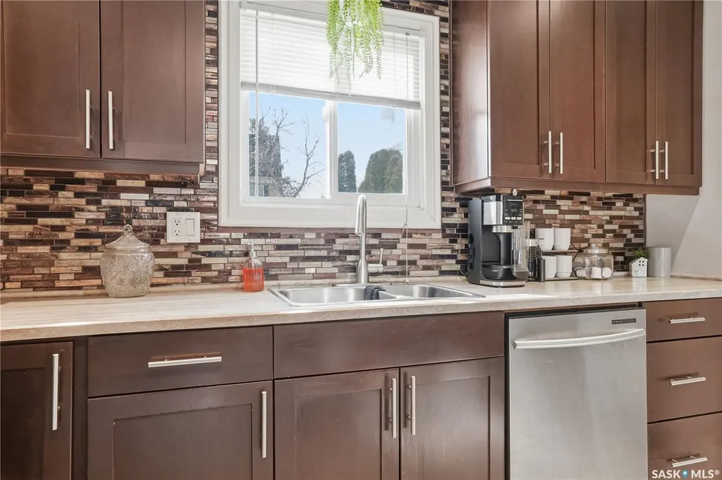 7 Killarney Way Regina SK S4S 6V9