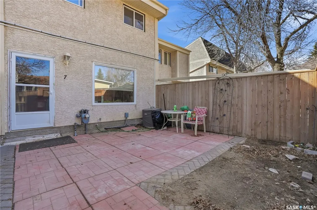 7 Killarney Way Regina SK S4S 6V9