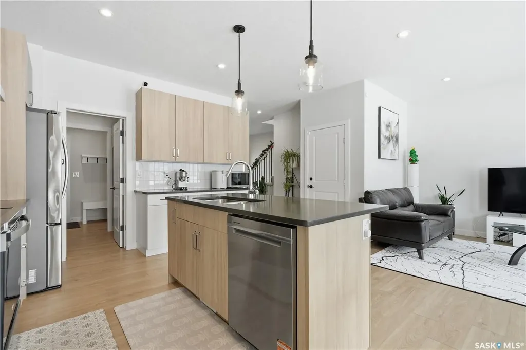 159 Doran Way Saskatoon SK S7V 0Z8
