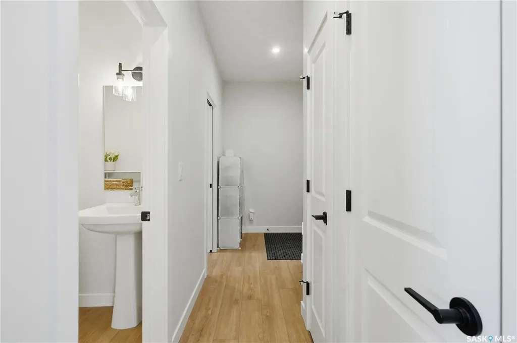159 Doran Way Saskatoon SK S7V 0Z8