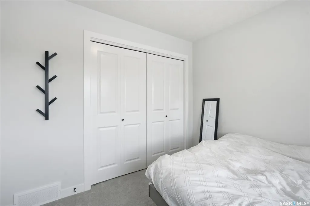 159 Doran Way Saskatoon SK S7V 0Z8