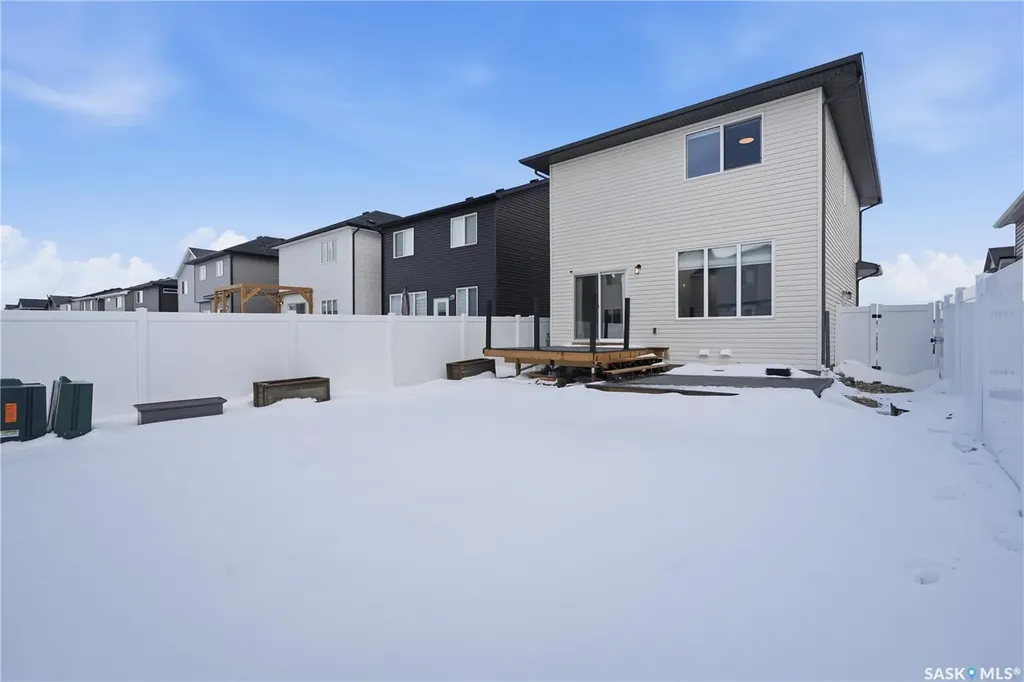 159 Doran Way Saskatoon SK S7V 0Z8