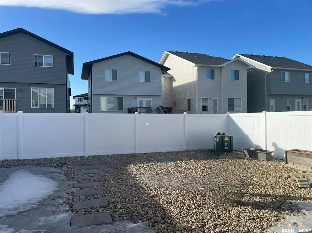 159 Doran Way Saskatoon SK S7V 0Z8