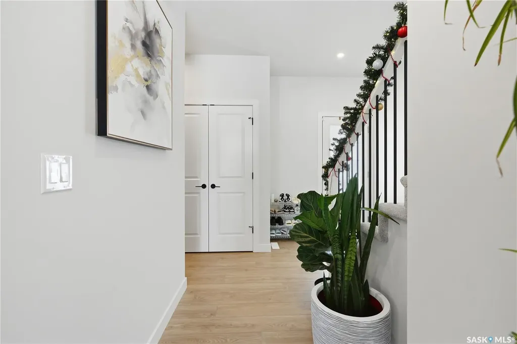159 Doran Way Saskatoon SK S7V 0Z8