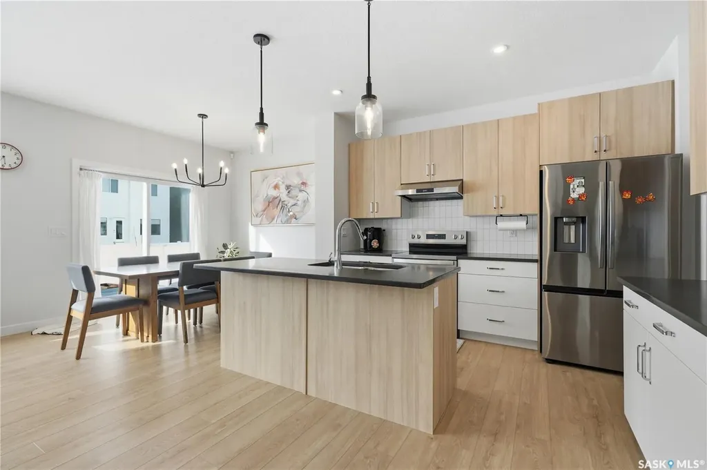 159 Doran Way Saskatoon SK S7V 0Z8