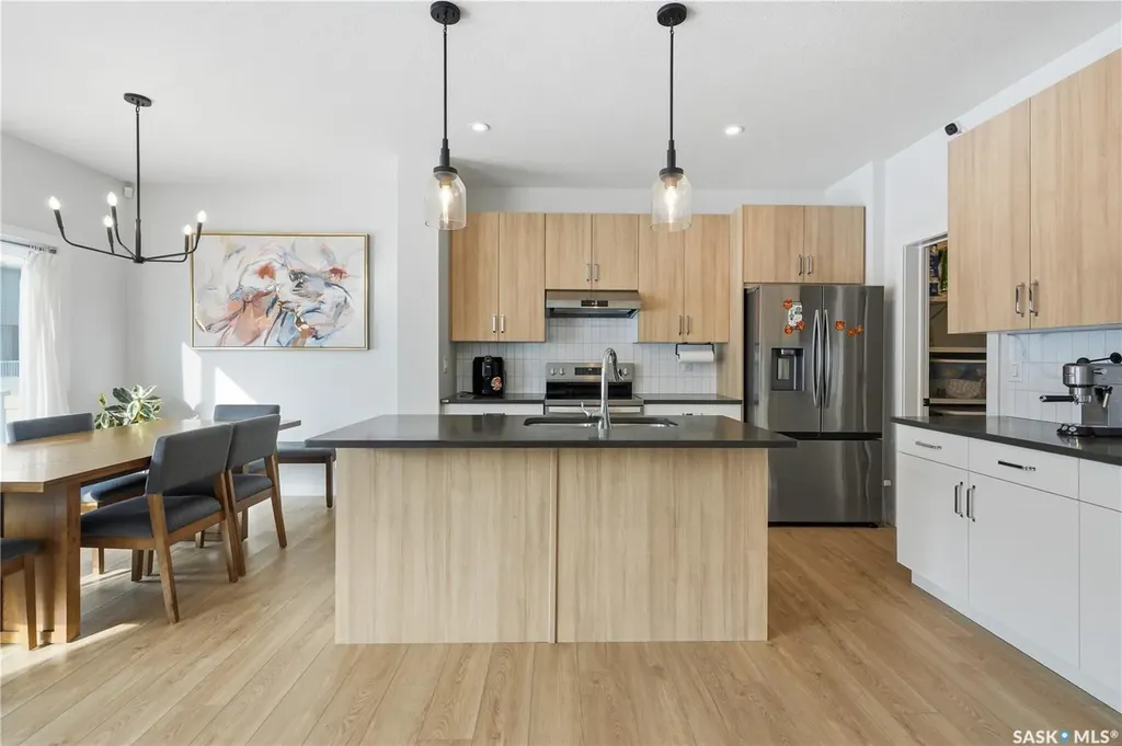159 Doran Way Saskatoon SK S7V 0Z8
