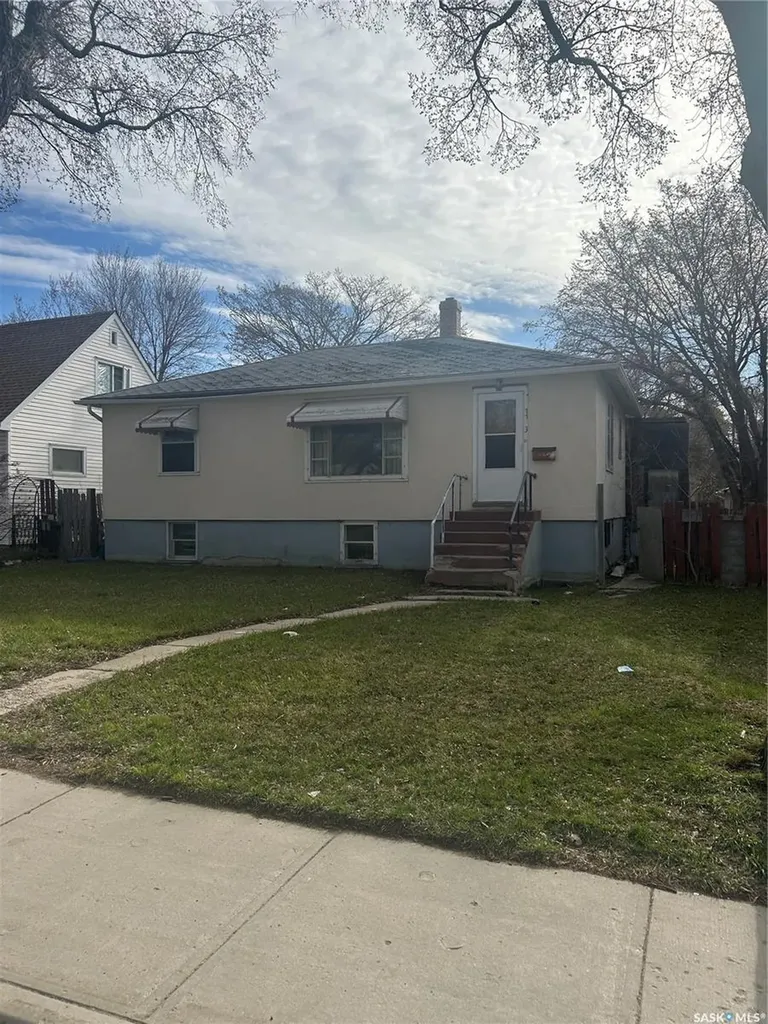 1133 Elphinstone Street Regina SK S4T 3M2